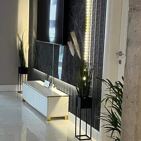 Clb Sea View شقة كونستانتا